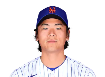 Jihwan Bae headshot