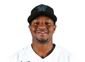 Xavier Edwards headshot