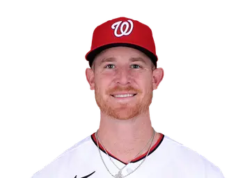 Clayton Beeter headshot