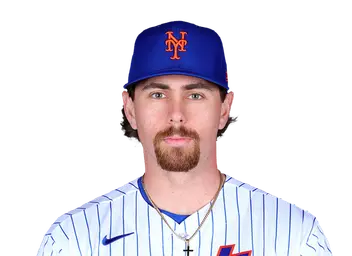 Dylan Ross headshot