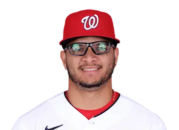 Luis Perales headshot