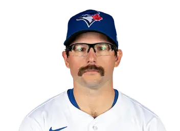Davis Schneider headshot