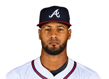 Rolddy Munoz headshot