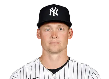 Will Warren headshot