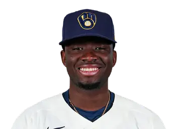 Luis Lara headshot