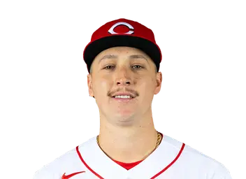 Julian Aguiar headshot