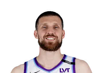 Svi Mykhailiuk headshot