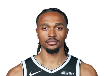Tyson Etienne headshot