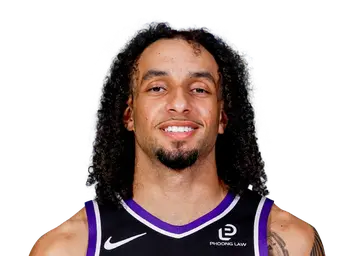 Devin Carter headshot