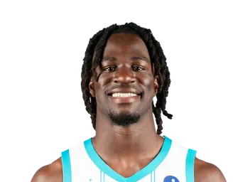 Sion James headshot