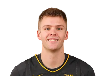 Bennett Stirtz headshot