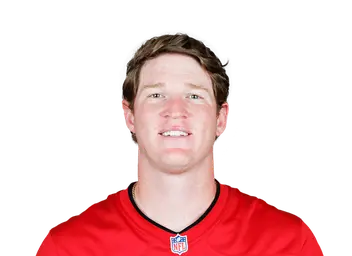 Riley Dixon headshot