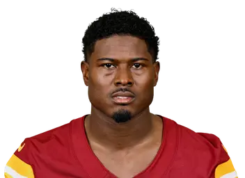 Jonathan Jones headshot