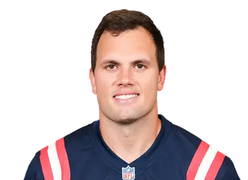Hunter Henry headshot