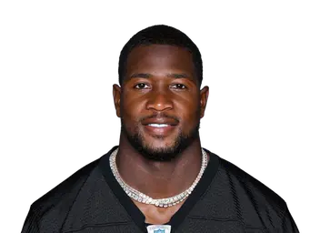 Jonnu Smith headshot