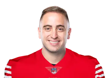Eddy Pineiro headshot