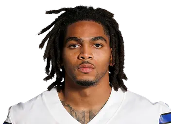 Malik Davis headshot