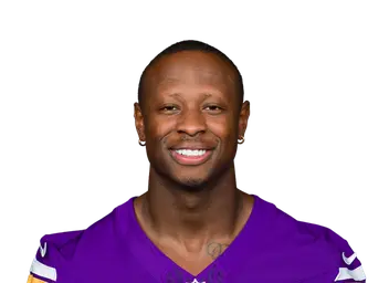 Theo Jackson headshot