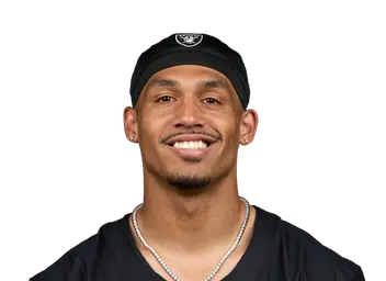 Isaiah Pola-Mao headshot