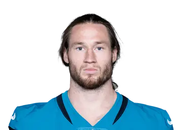 Dennis Gardeck headshot