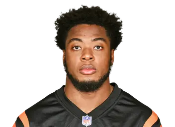 Shaka Heyward headshot