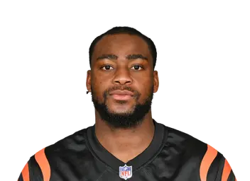 Joseph Ossai headshot