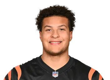 Howard Cross III headshot