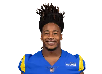 Elias Neal headshot