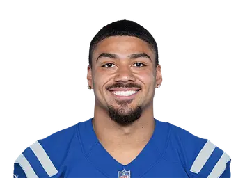Eli Pancol headshot