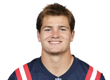 Drake Maye headshot