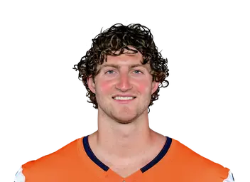 Caleb Lohner headshot