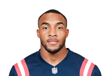 TreVeyon Henderson headshot
