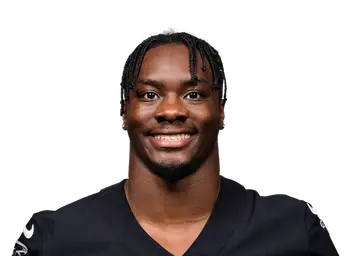 Nate Carter headshot