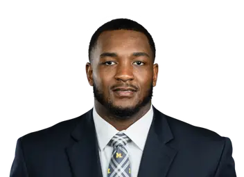 Derrick Moore headshot