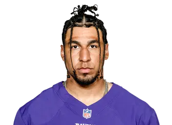 Tavius Robinson headshot