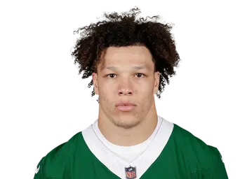 Isaiah Davis headshot