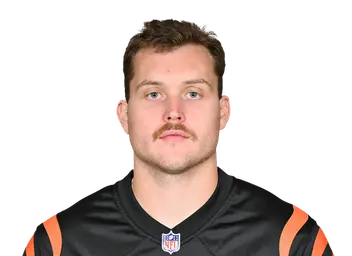 Cam Grandy headshot