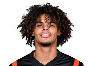 Noah Thomas headshot