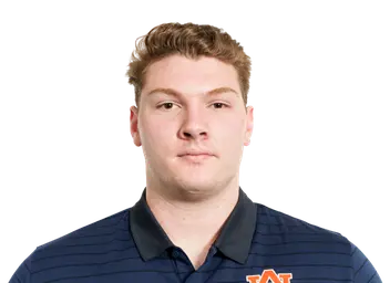 Connor Lew headshot