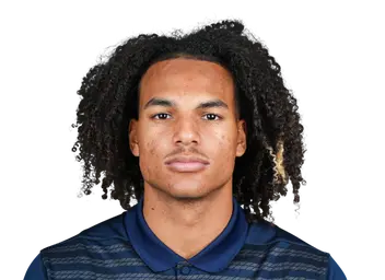 Genesis Smith headshot