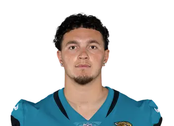 Joey Aguilar headshot