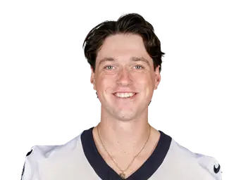 Charlie Smyth headshot