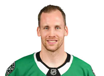 Radek Faksa headshot