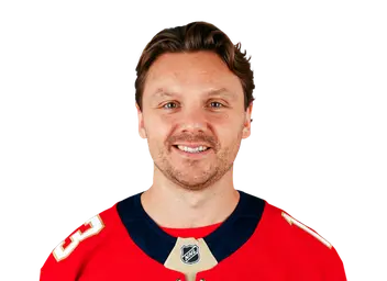 Sam Reinhart headshot