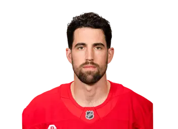 Erik Gustafsson headshot