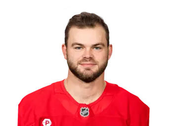 Alex DeBrincat headshot