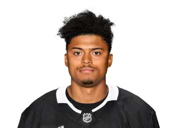 Akil Thomas headshot