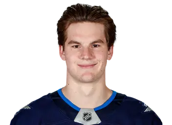 Garrett Brown headshot