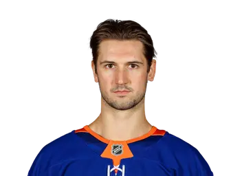 Travis Mitchell headshot