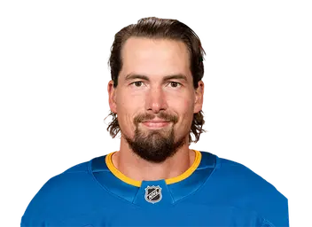 Justin Holl headshot